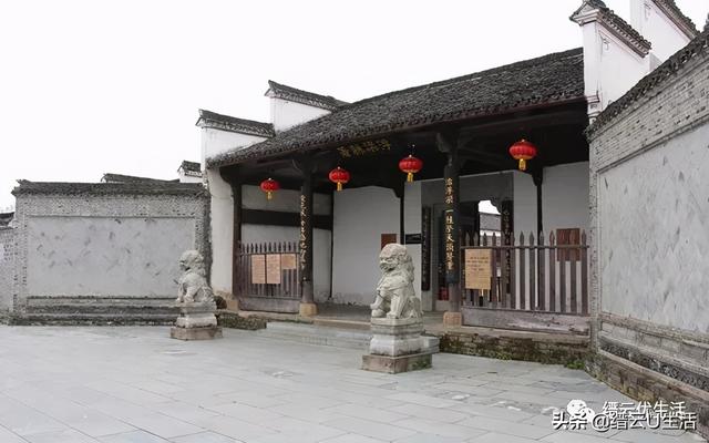 古代大门为何是八字的 古代大门为何是八字的