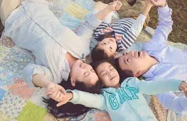 婴儿长牙八字