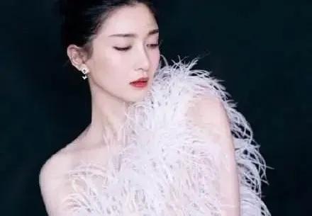 胡歌八字命理婚姻2017 胡歌八字命理婚姻2017