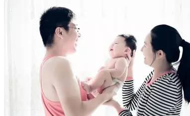 婴儿长牙八字