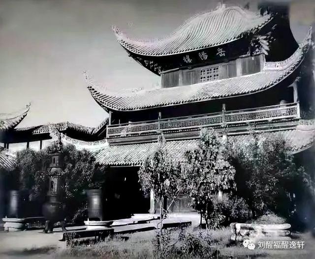 关于家乡的古建筑八字塔的作文 关于家乡的古建筑八字塔的作文
