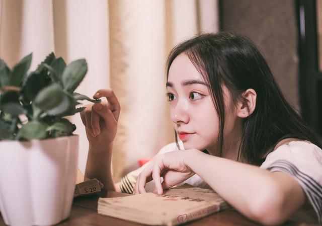 2019年旧爱回头的八字 2019年旧爱回头的八字