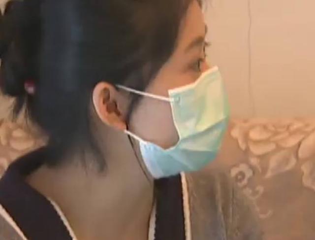 透视睡衣大秀八字奶在线播放