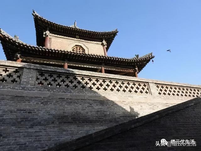 古代大门为何是八字的 古代大门为何是八字的