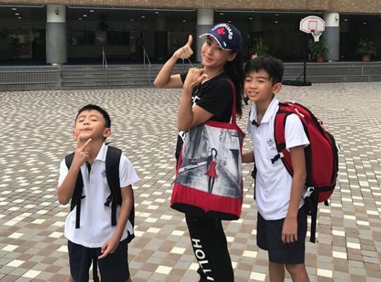 张柏芝的八字好