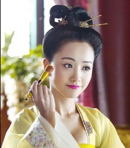 八字缺木缺火的弊端 八字缺木缺火的弊端