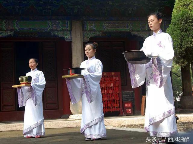 八字带三个七杀的女人