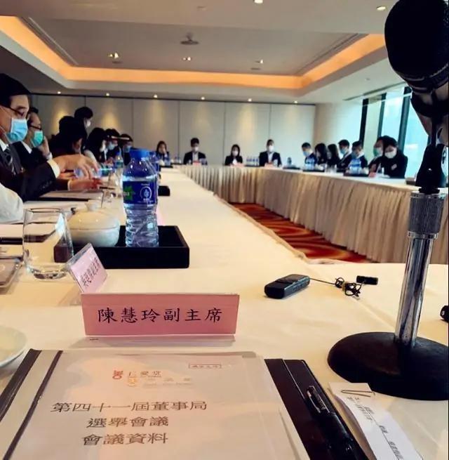 有小三争夫的八字 有小三争夫的八字