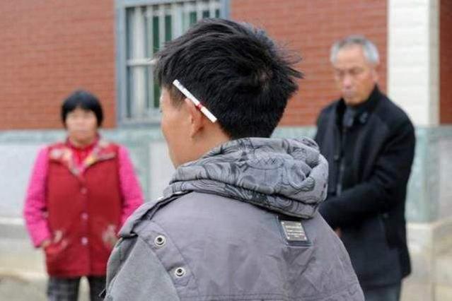 注定打光棍的八字 注定打光棍的八字