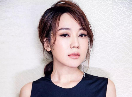 右耳垂有痣的女人命运