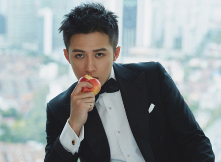 小拇指长痣代表什么