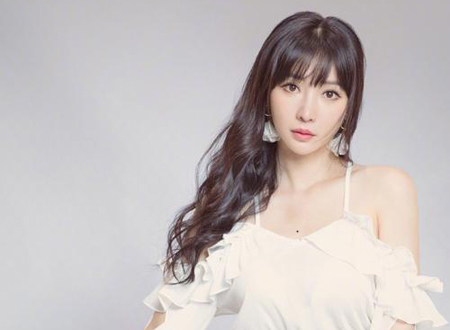 胸中间有痣的女人旺夫吗