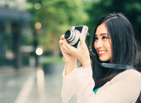 左嘴角有痣的女人旺夫吗