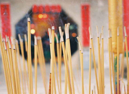 家里烧香上香时间
