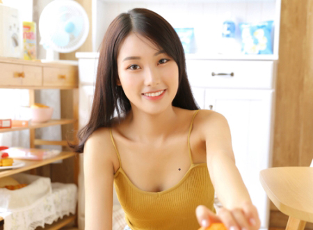 女人胸前有痣代表什么
