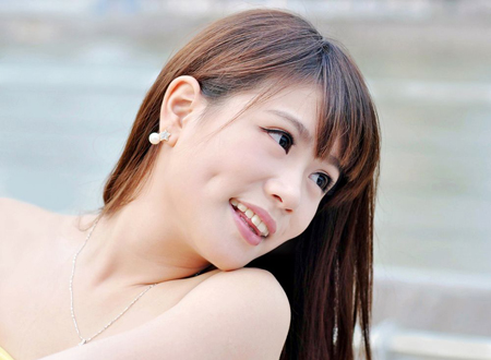 单酒窝的女人面相