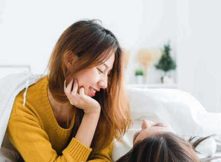 女人眉毛有痣代表什么