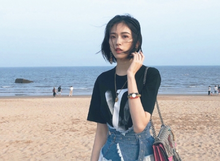 眉峰高的女人面相会克夫吗