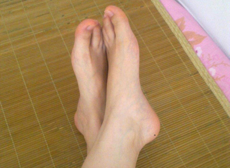 脚后跟有痣的女人代表什么