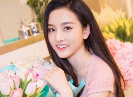 女生脖子左边有痣好吗