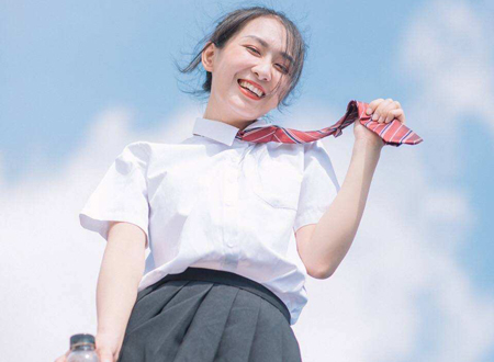 上嘴唇薄的女人命运