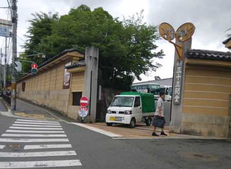 大门正对大路好不好